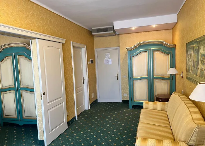 Hotel Alla Riviera