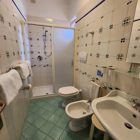 Hotel Alla Riviera Bardolino Extérieur photo